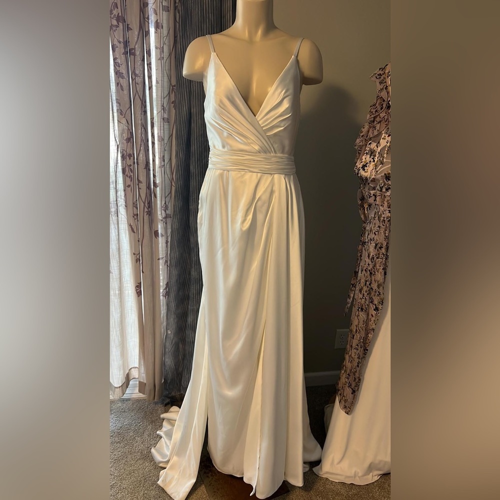 Mac Duggal White Dress - Picture 9 of 16